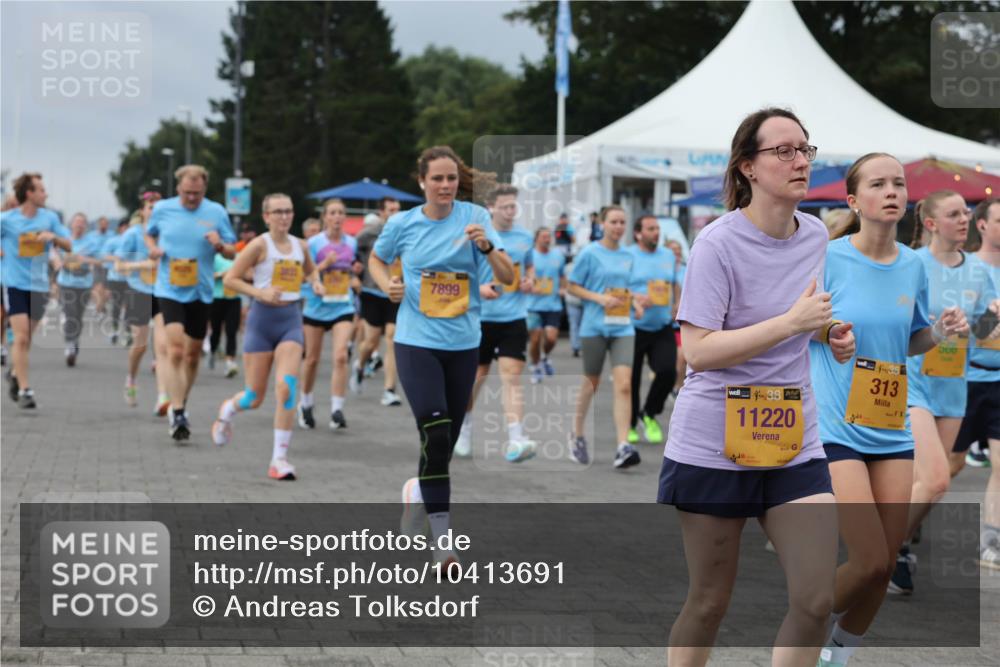 13.09.2026 - Kiel Lauf Andreas Tolksdorf http://msf.ph/oto/10413691 13.09.2026 10:04:27 Kiellinie 7899, 11220, 39, 313, 566 meine-sportfotos.de