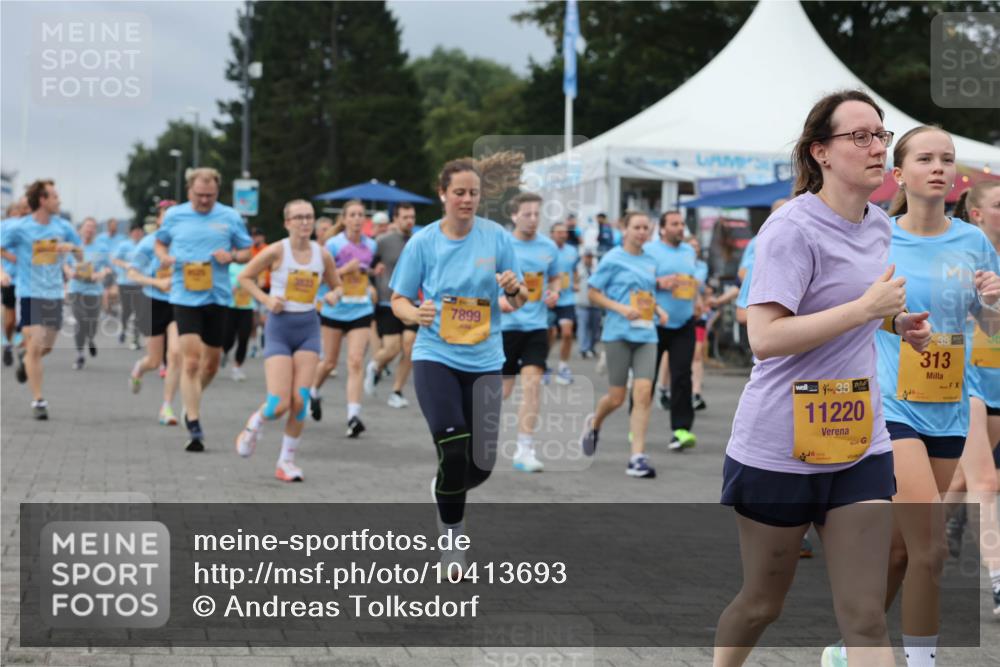 13.09.2026 - Kiel Lauf Andreas Tolksdorf http://msf.ph/oto/10413693 13.09.2026 10:04:27 Kiellinie 7899, 38, 11220, 38, 313 meine-sportfotos.de