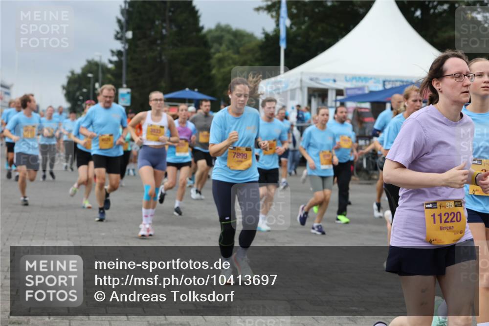 13.09.2026 - Kiel Lauf Andreas Tolksdorf http://msf.ph/oto/10413697 13.09.2026 10:04:27 Kiellinie 7899, 38, 11220 meine-sportfotos.de