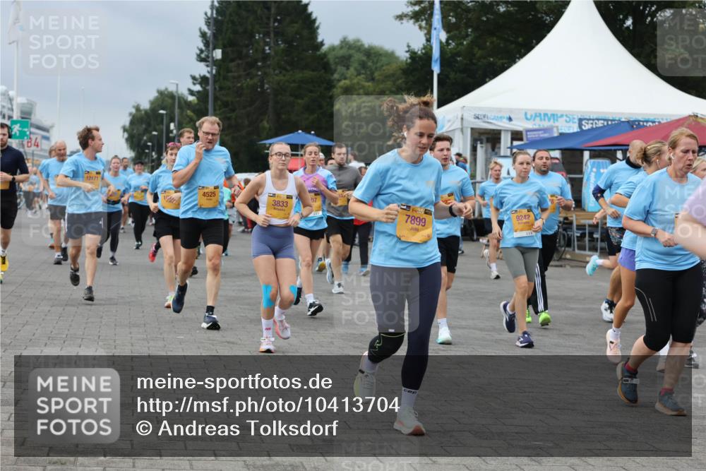 13.09.2026 - Kiel Lauf Andreas Tolksdorf http://msf.ph/oto/10413704 13.09.2026 10:04:27 Kiellinie 12171, 4525, 07, 3833, 138, 7899, 9242 meine-sportfotos.de