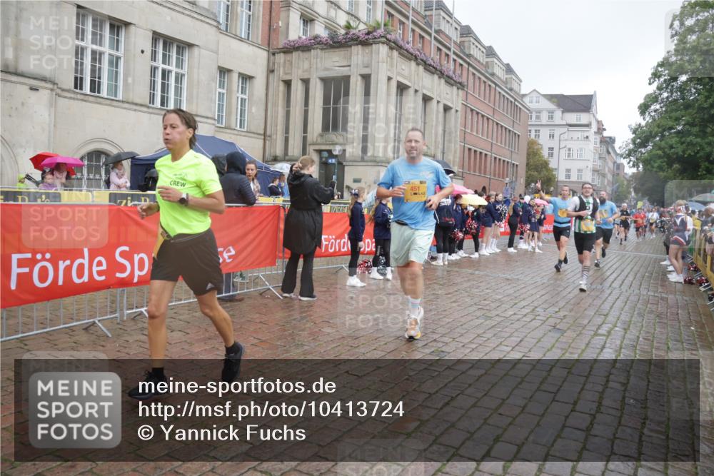 13.09.2026 - Kiel Lauf Yannick Fuchs http://msf.ph/oto/10413724 13.09.2026 10:45:28 Ziel 461, 1012, 1267, 1575, 1682, 1969, 2599, 2836, 3075, 3263, 3264, 3628, 3749, 4151, 4168, 4536, 4699, 4726, 5365, 5957, 6269, 6406, 6799, 7027, 7620, 7735, 7766, 7795, 8444, 8788, 9083, 9845, 9867, 9895, 10441, 10948, 11541, 11951, 12044, 12355, 12687, 427, 451, 478, 979, 1181, 1482, 1575, 1590, 1606, 1703, 1878, 2391, 2410, 3285, 3753, 3796, 3872, 4044, 4588, 4681, 5220, 5296, 5361, 5600, 5763, 5764, 6298, 6799, 7327, 7765, 8198, 8941, 9702, 9917, 10388, 10572, 360, 1015 meine-sportfotos.de