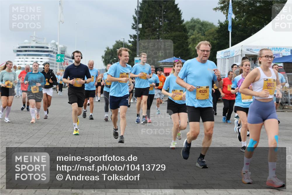 13.09.2026 - Kiel Lauf Andreas Tolksdorf http://msf.ph/oto/10413729 13.09.2026 10:04:29 Kiellinie 9987, 13, 84, 12171, 39, 0750, 4525, 3833 meine-sportfotos.de