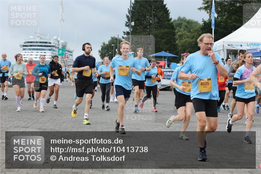 13.09.2026 - Kiel Lauf Andreas Tolksdorf http://msf.ph/oto/10413738 13.09.2026 10:04:29 Kiellinie 9987, 4, 12171, 10750, 4525, 2630, 8307 meine-sportfotos.de