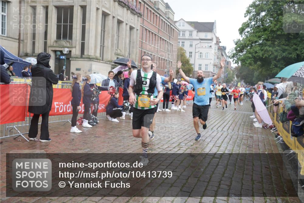 13.09.2026 - Kiel Lauf Yannick Fuchs http://msf.ph/oto/10413739 13.09.2026 10:45:29 Ziel 461, 1012, 1180, 1267, 1682, 1969, 2599, 2836, 3075, 3182, 3263, 3264, 3628, 3749, 4151, 4168, 4536, 4699, 4726, 5365, 5957, 6269, 6406, 7027, 7620, 7735, 7766, 7795, 8444, 8762, 8788, 9083, 9429, 9845, 9867, 9895, 10441, 10948, 11951, 12044, 12355, 12687, 451, 478, 979, 1181, 1482, 1575, 1590, 1606, 1703, 1878, 2391, 2410, 3285, 3753, 3796, 3872, 4044, 4588, 4681, 5220, 5296, 5361, 5600, 5763, 5764, 6298, 6799, 7327, 7765, 8198, 8941, 9702, 9917, 10388, 360, 1015 meine-sportfotos.de