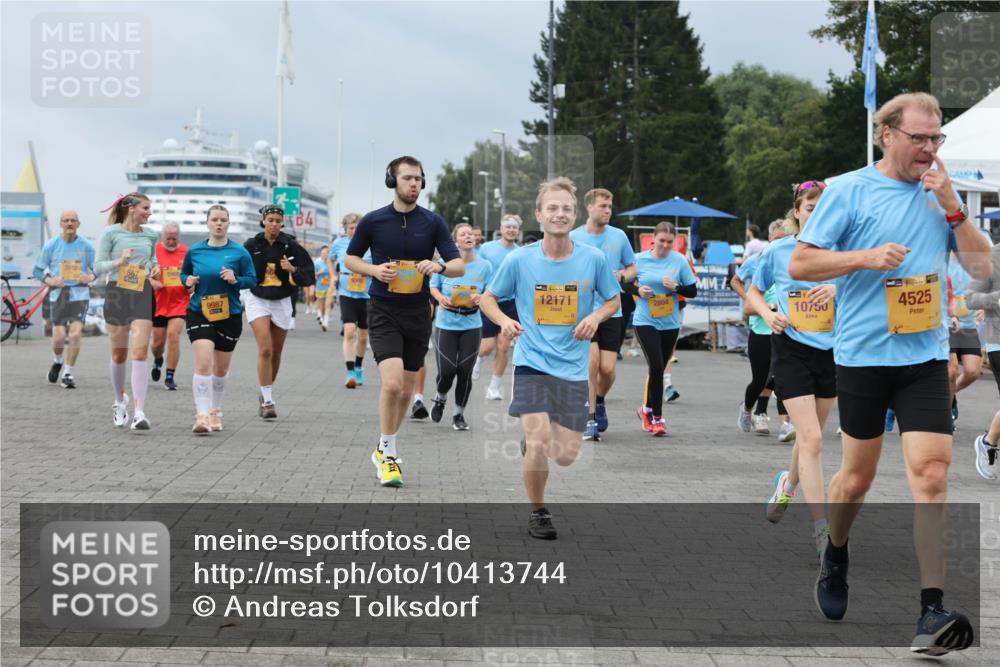 13.09.2026 - Kiel Lauf Andreas Tolksdorf http://msf.ph/oto/10413744 13.09.2026 10:04:29 Kiellinie 3912, 567, 9987, 34, 38, 12171, 7, 2804, 10750, 4525 meine-sportfotos.de