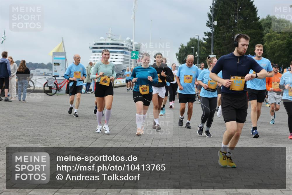 13.09.2026 - Kiel Lauf Andreas Tolksdorf http://msf.ph/oto/10413765 13.09.2026 10:04:31 Kiellinie 3912, 9987, 6965, 25, 970 meine-sportfotos.de