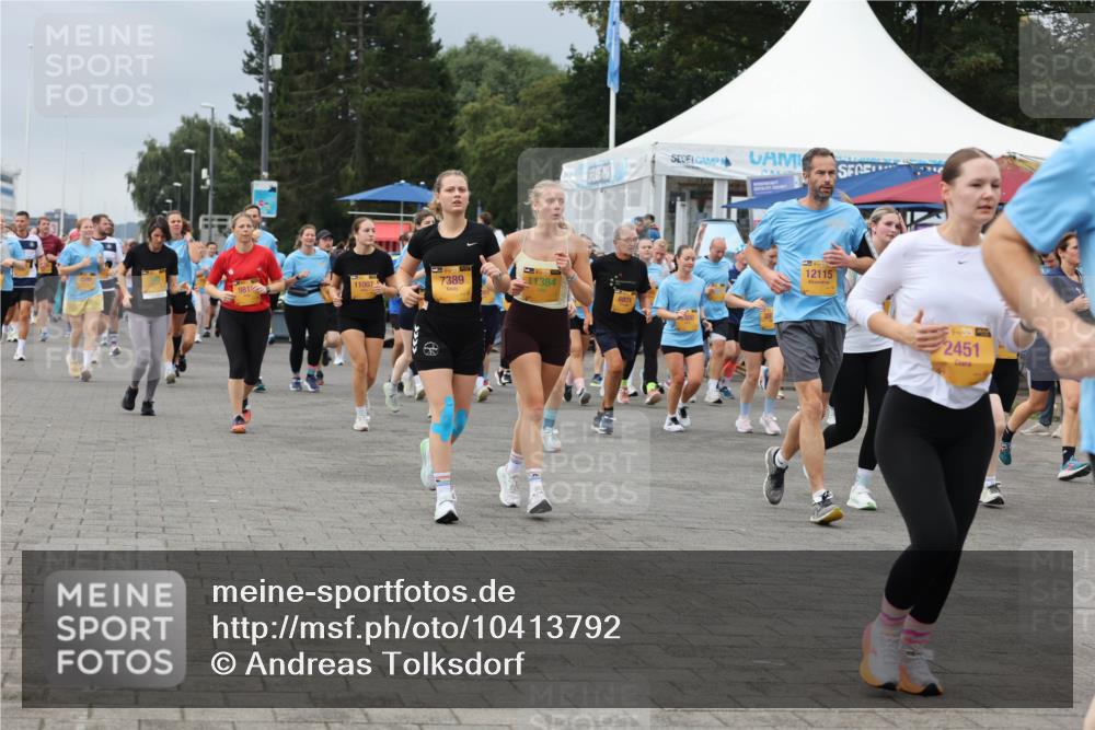 13.09.2026 - Kiel Lauf Andreas Tolksdorf http://msf.ph/oto/10413792 13.09.2026 10:04:38 Kiellinie 39, 11007, 7389, 11384, 981, 6931, 300, 12115, 1, 39, 2451 meine-sportfotos.de