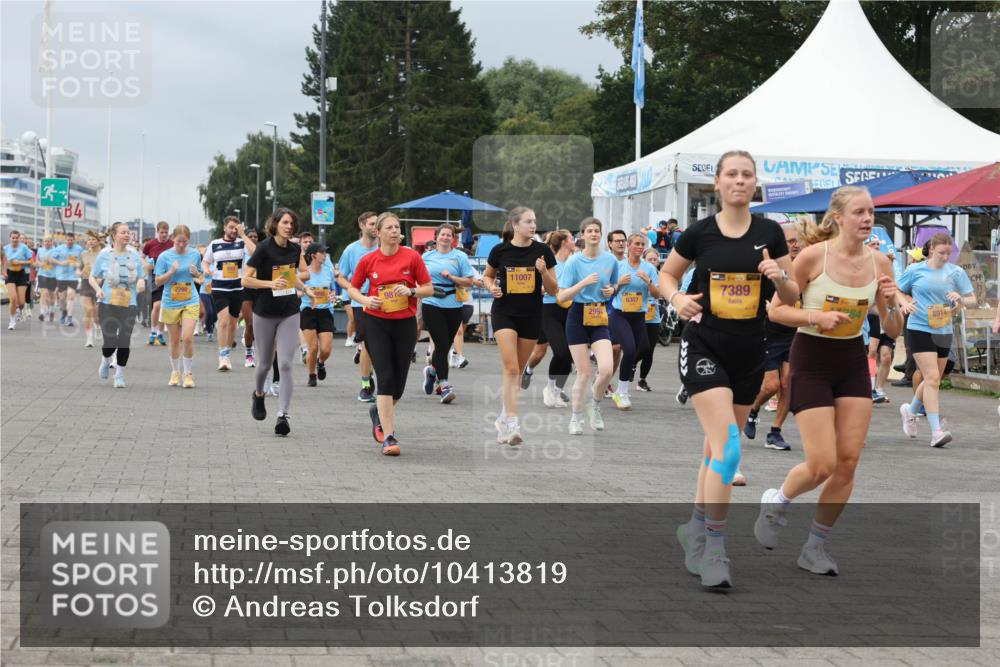 13.09.2026 - Kiel Lauf Andreas Tolksdorf http://msf.ph/oto/10413819 13.09.2026 10:04:39 Kiellinie 4, 11007, 2298, 2994, 6307, 7389, 8914 meine-sportfotos.de