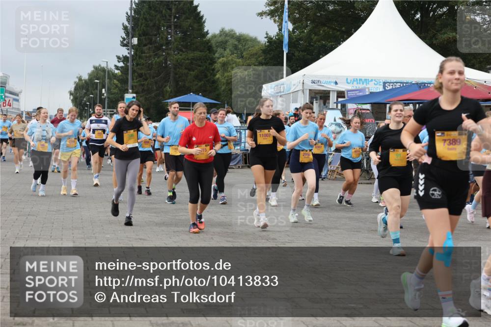 13.09.2026 - Kiel Lauf Andreas Tolksdorf http://msf.ph/oto/10413833 13.09.2026 10:04:40 Kiellinie 34, 2298, 1161, 11007, 299, 7389, 6307, 91 meine-sportfotos.de