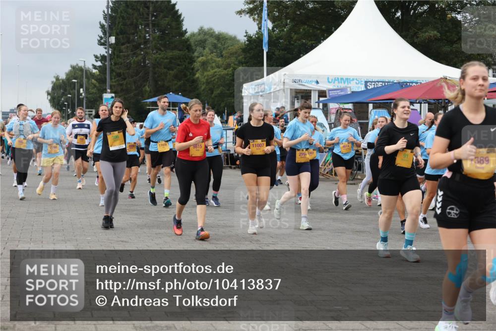 13.09.2026 - Kiel Lauf Andreas Tolksdorf http://msf.ph/oto/10413837 13.09.2026 10:04:40 Kiellinie 2298, 396, 11618, 9815, 11007, 2994, 307, 4614, 7389 meine-sportfotos.de