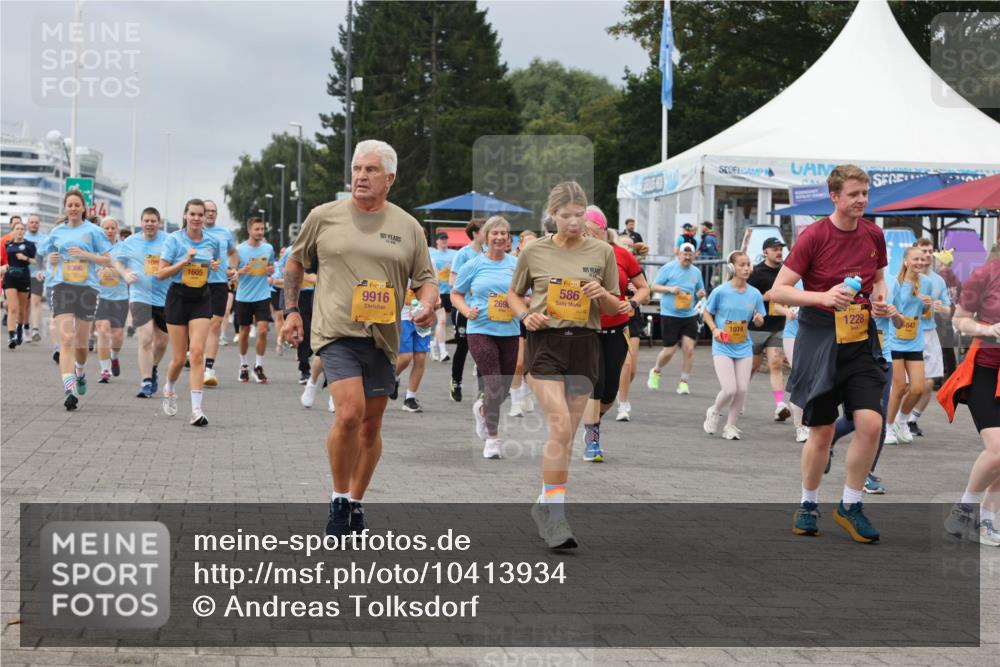 13.09.2026 - Kiel Lauf Andreas Tolksdorf http://msf.ph/oto/10413934 13.09.2026 10:04:49 Kiellinie 106, 9306, 101, 1605, 38, 9916, 269, 39, 586, 101, 915, 1074, 1228, 5843 meine-sportfotos.de