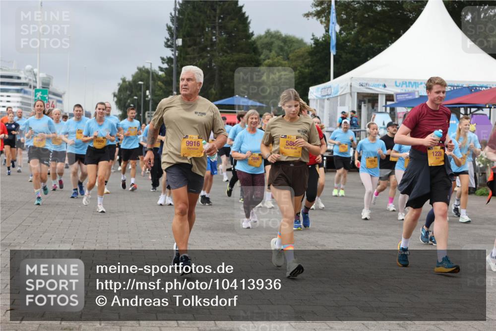 13.09.2026 - Kiel Lauf Andreas Tolksdorf http://msf.ph/oto/10413936 13.09.2026 10:04:49 Kiellinie 9306, 101, 108, 1605, 38, 9916, 2696, 38, 586, 101, 3, 1228, 1074 meine-sportfotos.de