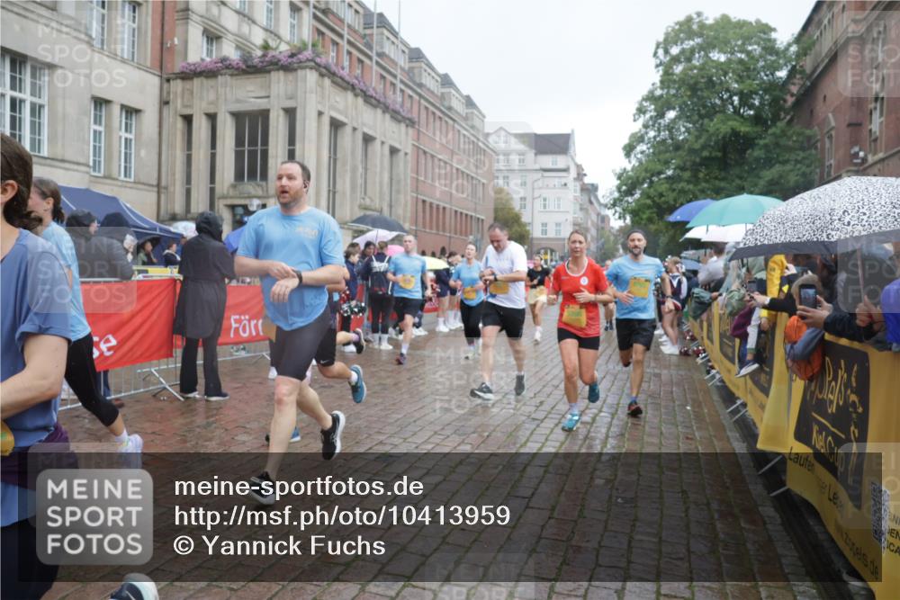 13.09.2026 - Kiel Lauf Yannick Fuchs http://msf.ph/oto/10413959 13.09.2026 10:45:43 Ziel 360, 499, 1015, 1065, 1180, 1229, 1484, 1537, 1682, 1752, 2563, 3182, 3347, 3608, 3749, 3807, 4586, 5072, 5205, 5278, 6406, 7503, 7889, 8203, 8282, 8442, 8731, 8762, 8816, 9429, 9727, 9770, 9774, 9914, 10077, 10149, 10407, 11745, 12150, 12224, 461, 478, 979, 1012, 1267, 1482, 1575, 1590, 1682, 1703, 1878, 1969, 2391, 2599, 2836, 3075, 3263, 3264, 3285, 3628, 3749, 3796, 4151, 4168, 4536, 4588, 4699, 4726, 5220, 5296, 5361, 5365, 5600, 5763, 5764, 5957, 6269, 6406, 6799, 550 meine-sportfotos.de
