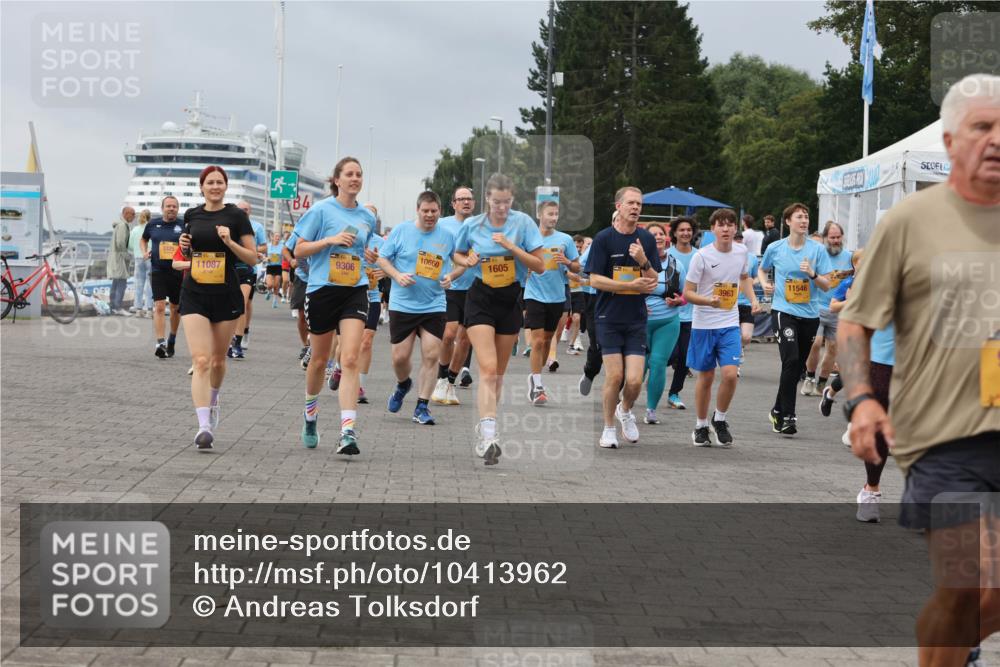 13.09.2026 - Kiel Lauf Andreas Tolksdorf http://msf.ph/oto/10413962 13.09.2026 10:04:51 Kiellinie 11087, 13, 4, 10660, 1605, 11546, 9306, 3963 meine-sportfotos.de