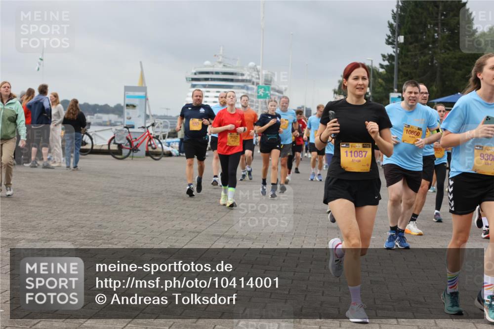 13.09.2026 - Kiel Lauf Andreas Tolksdorf http://msf.ph/oto/10414001 13.09.2026 10:04:53 Kiellinie 3325, 7157, 14, 38, 11087, 10660, 3875, 38, 9300 meine-sportfotos.de