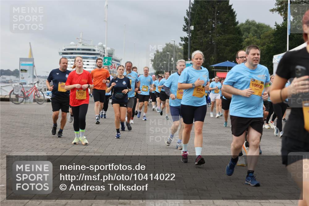 13.09.2026 - Kiel Lauf Andreas Tolksdorf http://msf.ph/oto/10414022 13.09.2026 10:04:55 Kiellinie 332, 7157, 48472, 100, 2254, 10660 meine-sportfotos.de