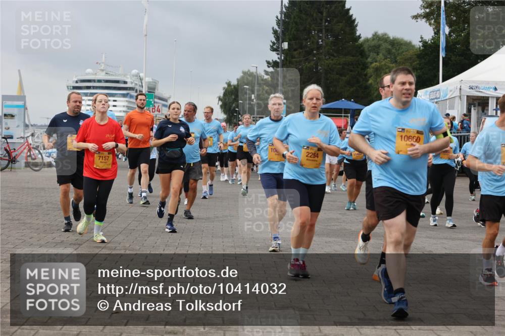 13.09.2026 - Kiel Lauf Andreas Tolksdorf http://msf.ph/oto/10414032 13.09.2026 10:04:55 Kiellinie 7157, 4, 11482, 10, 2254, 1, 1930, 10660 meine-sportfotos.de