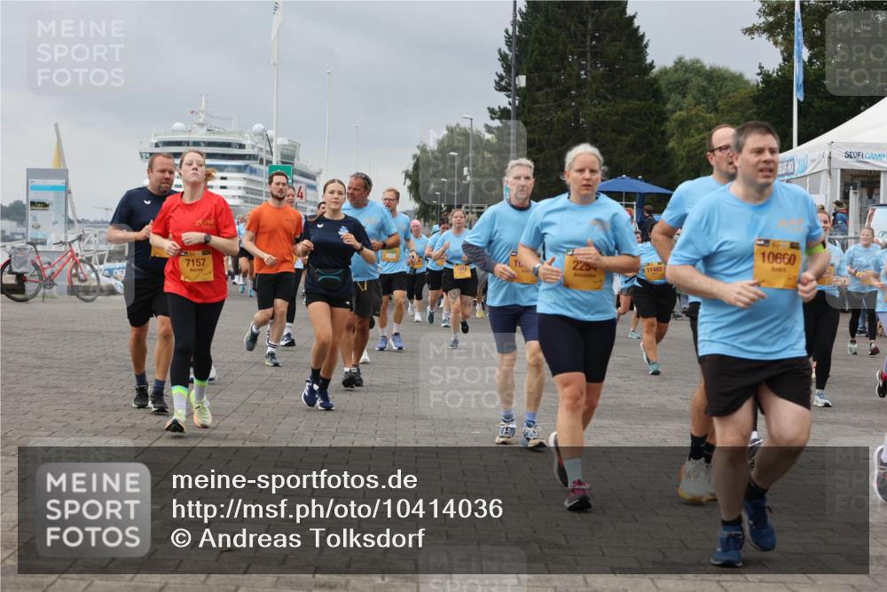13.09.2026 - Kiel Lauf Andreas Tolksdorf http://msf.ph/oto/10414036 13.09.2026 10:04:55 Kiellinie 7157, 2254, 11482, 10660 meine-sportfotos.de