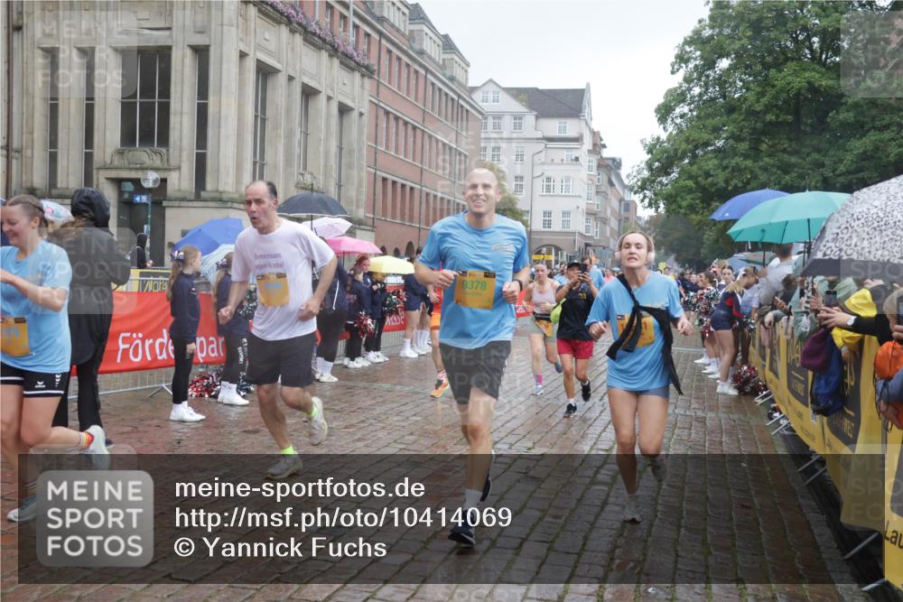 13.09.2026 - Kiel Lauf Yannick Fuchs http://msf.ph/oto/10414069 13.09.2026 10:45:51 Ziel 123, 499, 1015, 1065, 1229, 1484, 1537, 1725, 2421, 2563, 3608, 3807, 5072, 5205, 5278, 7503, 7889, 8203, 8442, 8731, 8816, 9727, 9770, 9774, 9843, 10046, 10077, 10149, 10407, 10569, 11745, 12150, 12224, 12748, 360, 461, 1012, 1015, 1180, 1267, 1484, 1575, 1682, 1752, 1969, 2599, 2836, 3075, 3182, 3263, 3264, 3285, 3347, 3628, 3749, 3796, 4151, 4168, 4536, 4586, 4699, 4726, 5072, 5365, 5957, 6269, 6406, 6799, 8282, 8442, 498, 550, 9207, 1482, 1590 meine-sportfotos.de