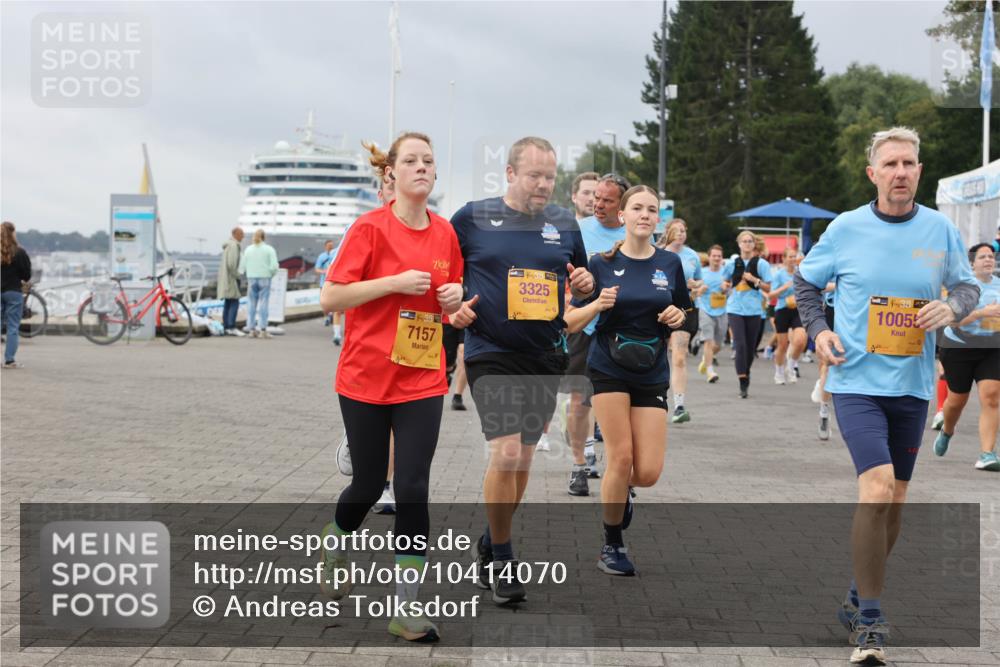 13.09.2026 - Kiel Lauf Andreas Tolksdorf http://msf.ph/oto/10414070 13.09.2026 10:04:57 Kiellinie 38, 7157, 3325, 38, 10055 meine-sportfotos.de