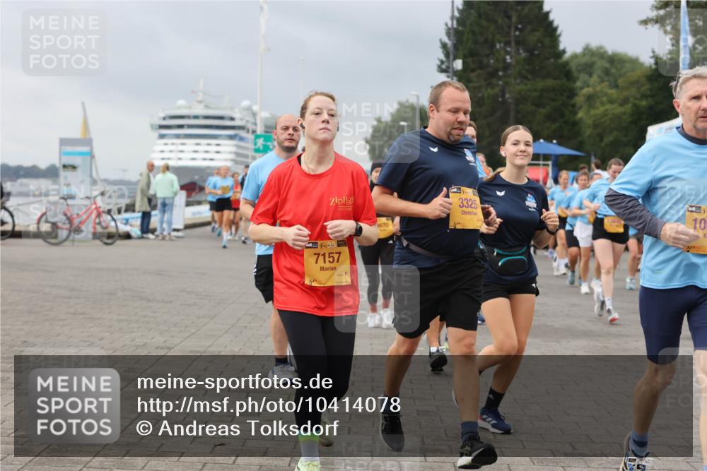 13.09.2026 - Kiel Lauf Andreas Tolksdorf http://msf.ph/oto/10414078 13.09.2026 10:04:57 Kiellinie 38, 7157, 1670, 3325, 10 meine-sportfotos.de