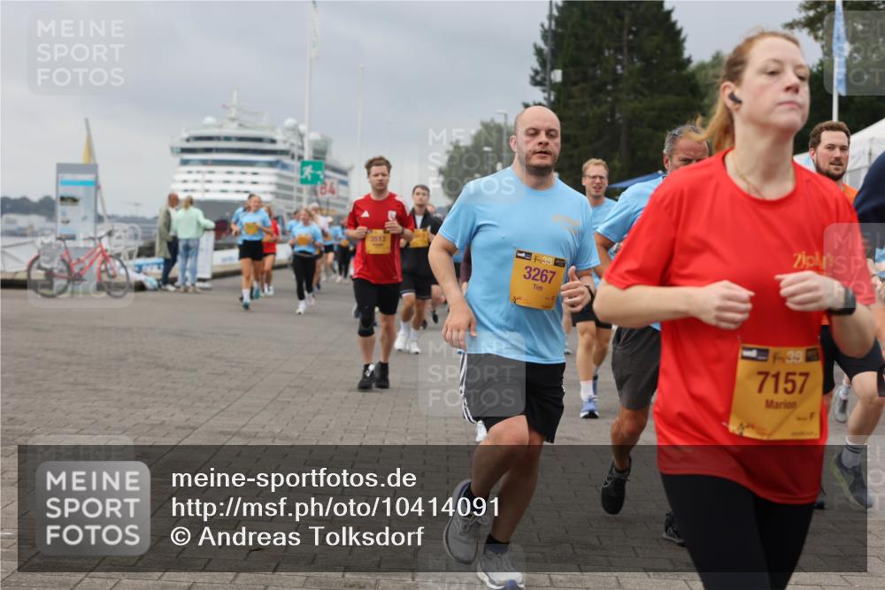 13.09.2026 - Kiel Lauf Andreas Tolksdorf http://msf.ph/oto/10414091 13.09.2026 10:04:59 Kiellinie 3513, 38, 3267, 39, 7157 meine-sportfotos.de