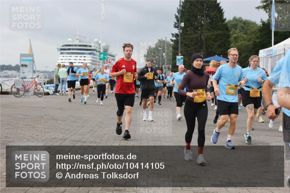 13.09.2026 - Kiel Lauf Andreas Tolksdorf http://msf.ph/oto/10414105 13.09.2026 10:05:00 Kiellinie 84, 3513, 3413, 38, 3670, 4980, 7045 meine-sportfotos.de
