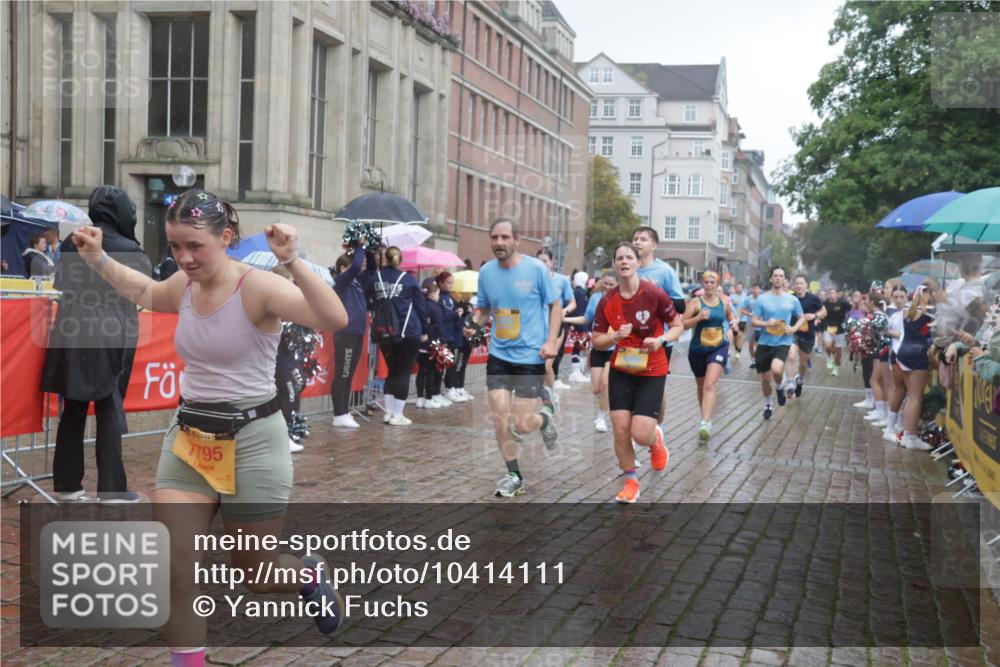 13.09.2026 - Kiel Lauf Yannick Fuchs http://msf.ph/oto/10414111 13.09.2026 10:45:54 Ziel 123, 499, 1229, 1537, 1725, 2421, 2563, 3608, 3781, 7889, 8203, 8403, 8655, 8816, 8881, 9770, 9843, 10046, 10077, 10569, 10735, 11745, 12150, 12224, 12748, 360, 461, 1012, 1015, 1065, 1180, 1229, 1267, 1484, 1537, 1682, 1752, 1969, 2563, 2599, 2836, 3075, 3182, 3263, 3264, 3347, 3628, 3749, 3807, 4151, 4168, 4536, 4586, 4699, 4726, 5072, 5205, 5278, 5365, 5957, 6269, 6406, 7503, 8282, 8442, 8731, 498, 550, 9207, 1482, 1590 meine-sportfotos.de