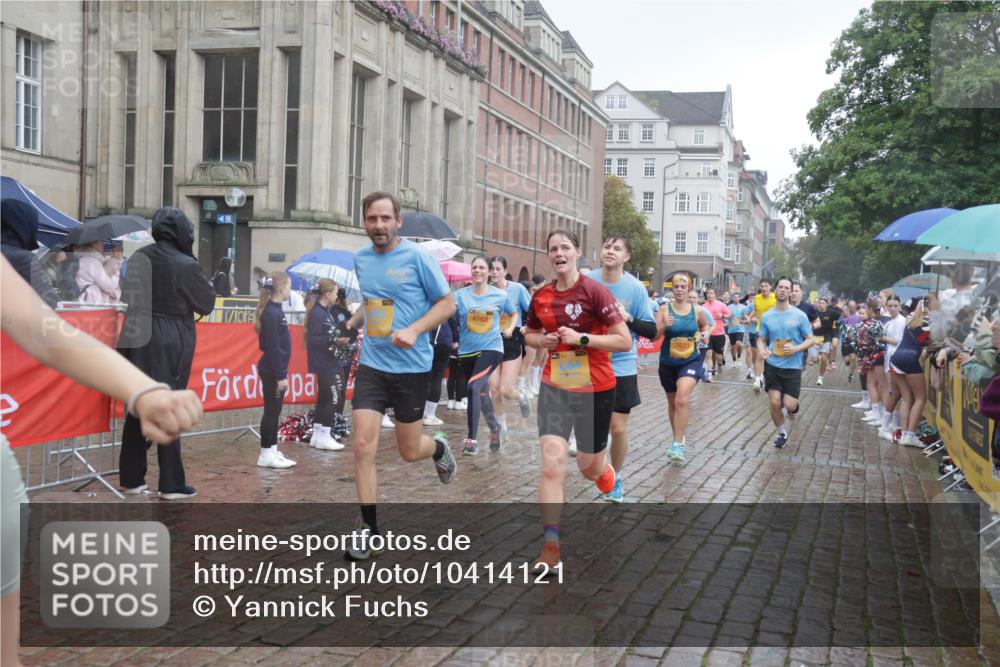 13.09.2026 - Kiel Lauf Yannick Fuchs http://msf.ph/oto/10414121 13.09.2026 10:45:54 Ziel 123, 499, 1229, 1537, 1725, 2421, 2563, 3608, 3781, 7889, 8203, 8403, 8655, 8816, 8881, 9770, 9843, 10046, 10077, 10569, 10735, 11745, 12150, 12224, 12748, 360, 461, 1012, 1015, 1065, 1180, 1229, 1267, 1484, 1537, 1682, 1752, 1969, 2563, 2599, 2836, 3075, 3182, 3263, 3264, 3347, 3628, 3749, 3807, 4151, 4168, 4536, 4586, 4699, 4726, 5072, 5205, 5278, 5365, 5957, 6269, 6406, 7503, 8282, 8442, 8731, 498, 550, 9207, 1482, 1590 meine-sportfotos.de