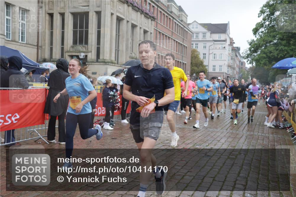 13.09.2026 - Kiel Lauf Yannick Fuchs http://msf.ph/oto/10414170 13.09.2026 10:45:58 Ziel 123, 499, 550, 665, 1725, 2421, 3781, 3844, 5348, 5510, 5515, 5564, 6385, 7073, 7772, 8403, 8551, 8655, 8881, 9375, 9843, 10046, 10569, 10615, 10735, 10975, 11670, 11822, 12150, 12224, 12748, 360, 461, 499, 1012, 1015, 1065, 1180, 1229, 1267, 1484, 1537, 1682, 1752, 1969, 2563, 2599, 2836, 3075, 3182, 3347, 3608, 3749, 3807, 4151, 4536, 4586, 4699, 4726, 5072, 5205, 5278, 5957, 6269, 6406, 7503, 7889, 8203, 8282, 8442, 8731, 8816, 498, 9207 meine-sportfotos.de