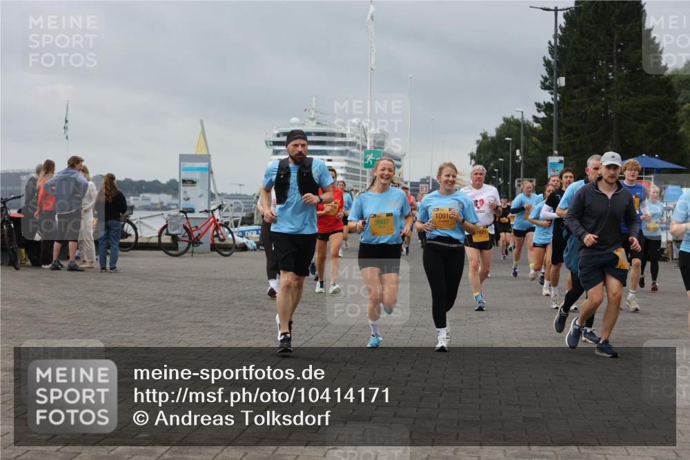 13.09.2026 - Kiel Lauf Andreas Tolksdorf http://msf.ph/oto/10414171 13.09.2026 10:05:05 Kiellinie 38, 3607, 3, 1, 39, 10916, 1621 meine-sportfotos.de