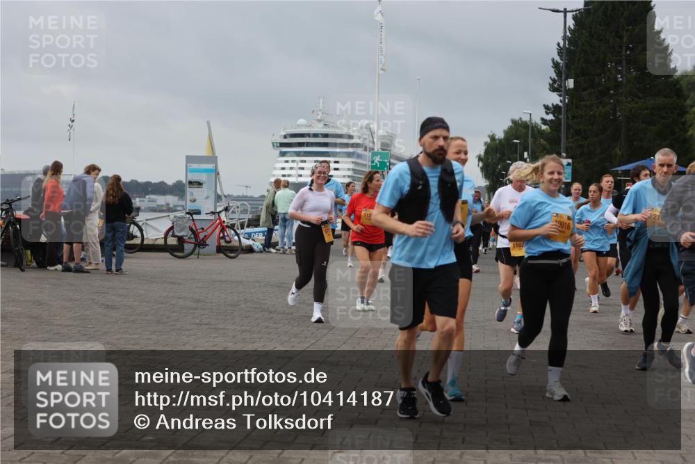 13.09.2026 - Kiel Lauf Andreas Tolksdorf http://msf.ph/oto/10414187 13.09.2026 10:05:06 Kiellinie 112, 1162, 0916 meine-sportfotos.de
