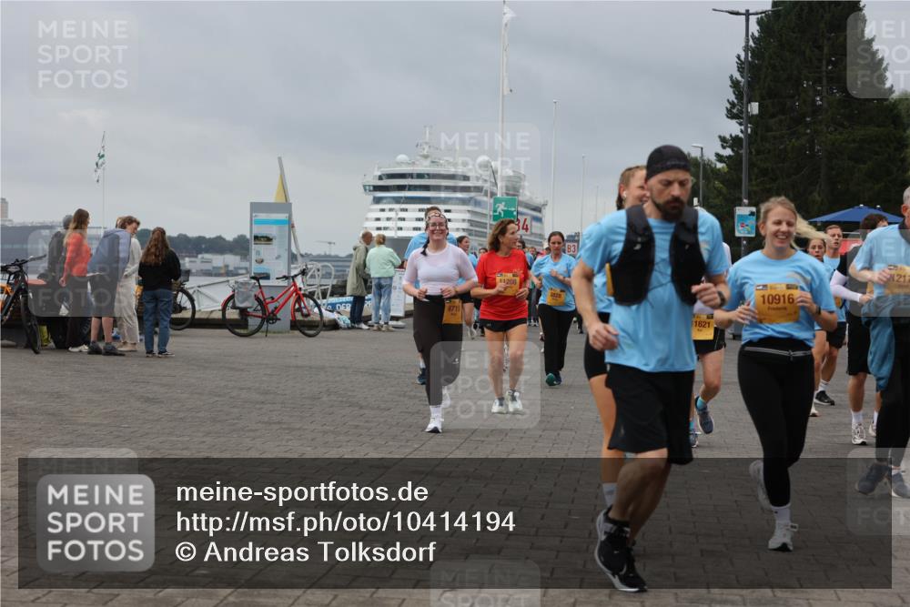 13.09.2026 - Kiel Lauf Andreas Tolksdorf http://msf.ph/oto/10414194 13.09.2026 10:05:07 Kiellinie 6715, 3, 11208, 3828, 1621, 10916, 1217 meine-sportfotos.de