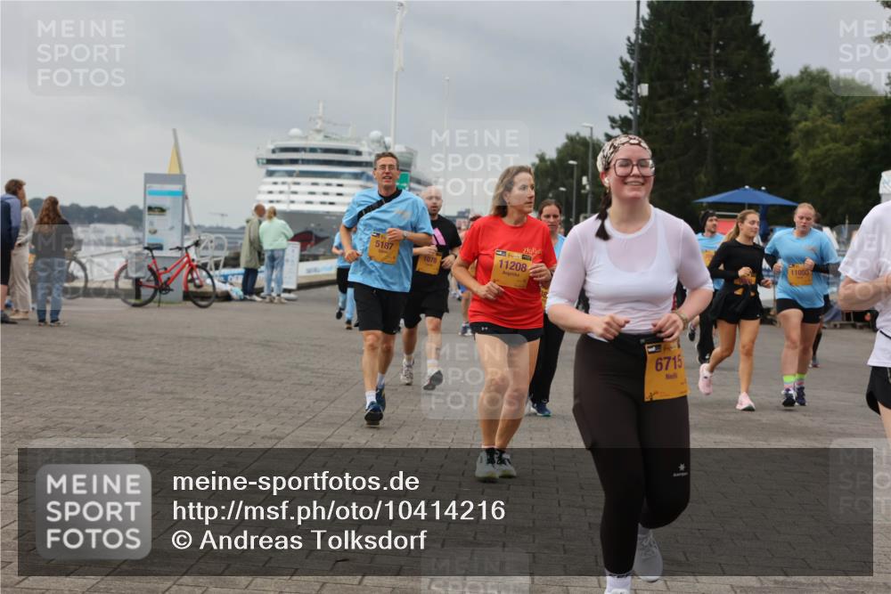 13.09.2026 - Kiel Lauf Andreas Tolksdorf http://msf.ph/oto/10414216 13.09.2026 10:05:10 Kiellinie 5187, 1078, 11208, 6715, 11050 meine-sportfotos.de