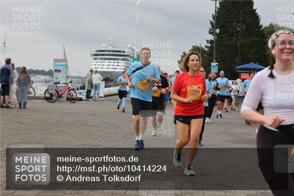 13.09.2026 - Kiel Lauf Andreas Tolksdorf http://msf.ph/oto/10414224 13.09.2026 10:05:10 Kiellinie 5187, 078, 1139, 11208 meine-sportfotos.de