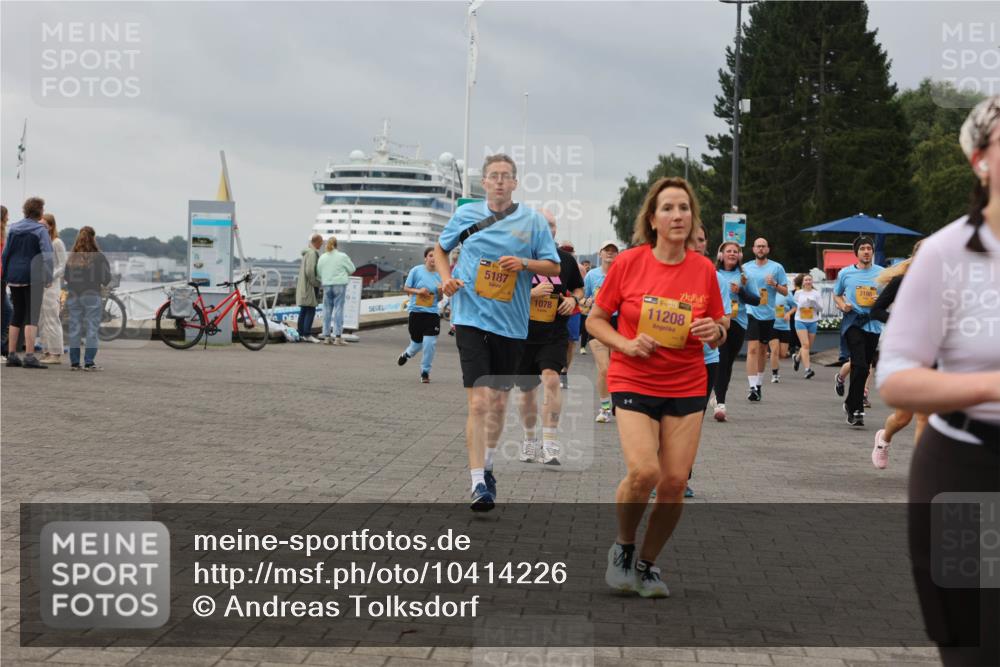 13.09.2026 - Kiel Lauf Andreas Tolksdorf http://msf.ph/oto/10414226 13.09.2026 10:05:10 Kiellinie 5187, 1078, 11208, 3196 meine-sportfotos.de
