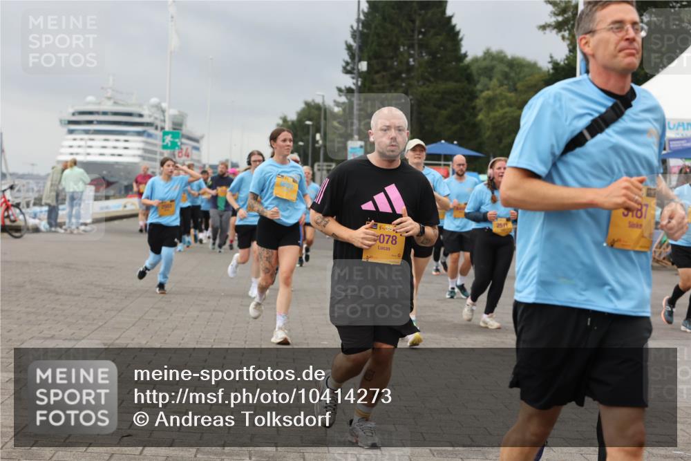 13.09.2026 - Kiel Lauf Andreas Tolksdorf http://msf.ph/oto/10414273 13.09.2026 10:05:13 Kiellinie 4, 38, 078, 251, 5187 meine-sportfotos.de