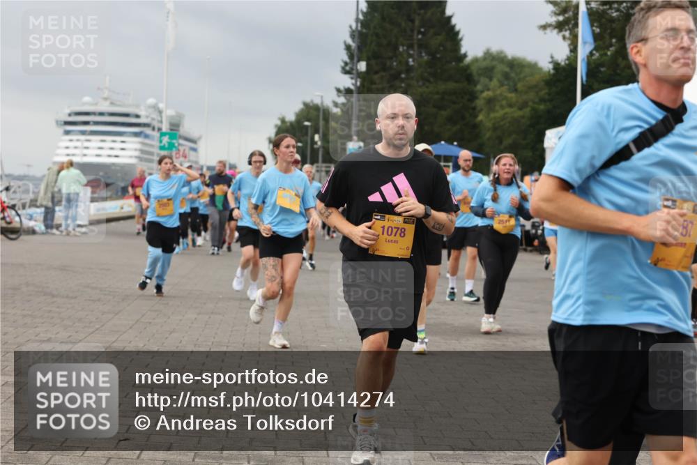 13.09.2026 - Kiel Lauf Andreas Tolksdorf http://msf.ph/oto/10414274 13.09.2026 10:05:13 Kiellinie 38, 1078, 25, 87 meine-sportfotos.de