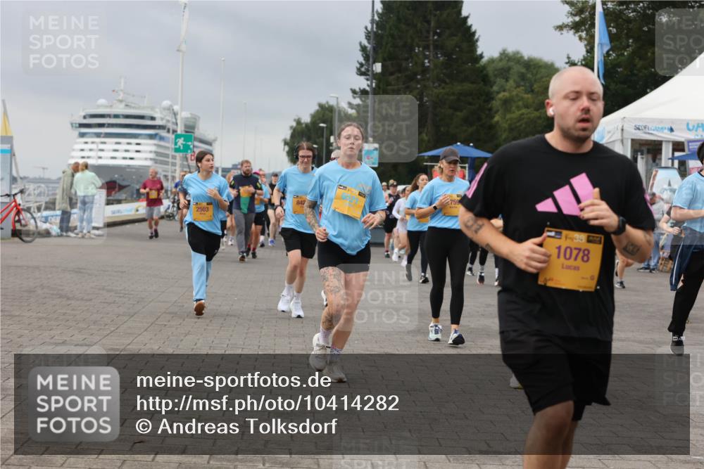 13.09.2026 - Kiel Lauf Andreas Tolksdorf http://msf.ph/oto/10414282 13.09.2026 10:05:14 Kiellinie 2503, 847, 38, 759, 1078 meine-sportfotos.de
