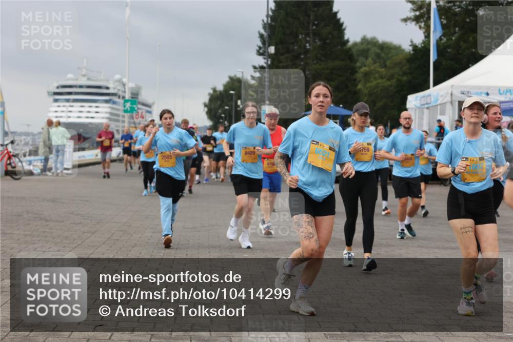 13.09.2026 - Kiel Lauf Andreas Tolksdorf http://msf.ph/oto/10414299 13.09.2026 10:05:15 Kiellinie 8429, 2503, 470, 38, 6521, 759, 39, 607 meine-sportfotos.de