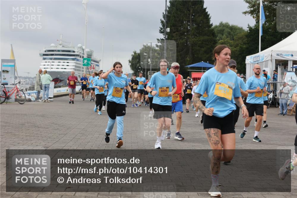13.09.2026 - Kiel Lauf Andreas Tolksdorf http://msf.ph/oto/10414301 13.09.2026 10:05:15 Kiellinie 35, 2503, 8429, 4709, 6021, 0468 meine-sportfotos.de