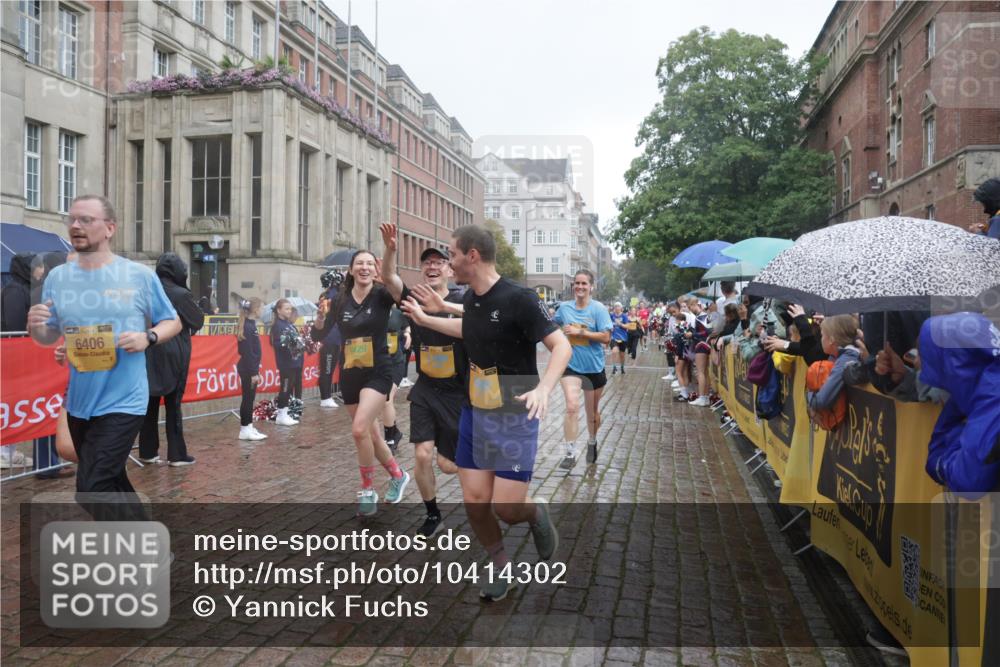 13.09.2026 - Kiel Lauf Yannick Fuchs http://msf.ph/oto/10414302 13.09.2026 10:46:07 Ziel 272, 498, 550, 665, 1030, 1374, 1582, 3781, 3844, 5348, 5510, 5515, 5564, 6385, 6436, 6980, 7073, 7241, 7772, 7939, 8403, 8551, 8561, 8655, 8881, 9207, 9375, 9715, 10050, 10615, 10735, 10809, 10975, 11670, 11822, 12481, 123, 360, 499, 1015, 1065, 1180, 1229, 1484, 1537, 1682, 1725, 1752, 2421, 2563, 3182, 3347, 3608, 3749, 3807, 4586, 5072, 5205, 5278, 6406, 7503, 7889, 8203, 8282, 8442, 8655, 8731, 8816, 6269 meine-sportfotos.de