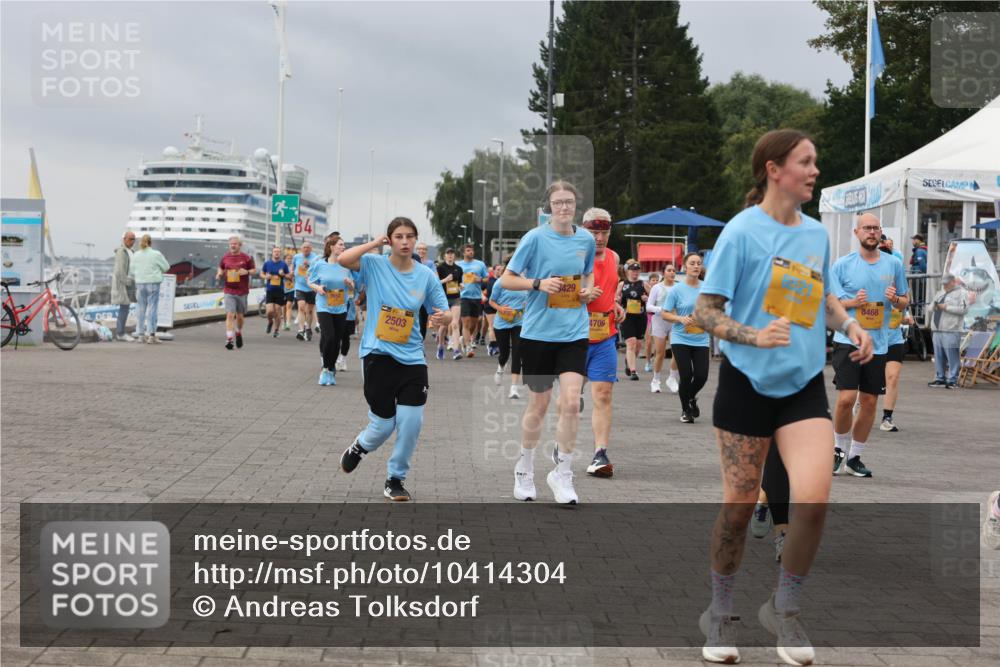 13.09.2026 - Kiel Lauf Andreas Tolksdorf http://msf.ph/oto/10414304 13.09.2026 10:05:15 Kiellinie 2503, 429, 4709, 8468 meine-sportfotos.de