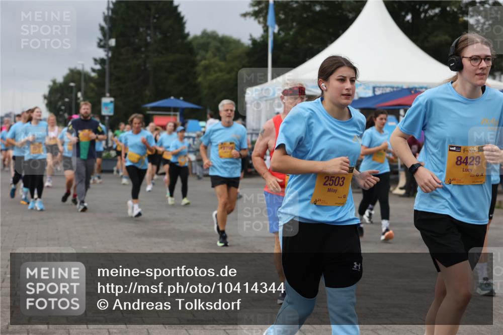 13.09.2026 - Kiel Lauf Andreas Tolksdorf http://msf.ph/oto/10414344 13.09.2026 10:05:18 Kiellinie 2503, 4, 38, 8429 meine-sportfotos.de