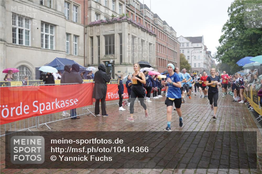 13.09.2026 - Kiel Lauf Yannick Fuchs http://msf.ph/oto/10414366 13.09.2026 10:46:11 Ziel 272, 498, 550, 665, 1013, 1030, 1374, 1582, 2448, 3422, 5017, 5348, 5421, 5510, 5515, 5564, 6385, 6436, 6980, 7044, 7241, 7772, 7840, 7939, 8310, 8551, 8561, 9207, 9361, 9375, 9715, 10050, 10615, 10699, 10809, 10975, 11642, 12077, 12306, 12481, 123, 499, 1015, 1065, 1229, 1484, 1537, 1725, 1752, 2421, 2563, 3347, 3608, 3781, 3807, 3844, 4586, 5072, 5205, 5278, 6385, 7073, 7503, 7889, 8203, 8282, 8403, 8442, 8551, 8655, 8731, 8816, 8881, 9375, 6269 meine-sportfotos.de