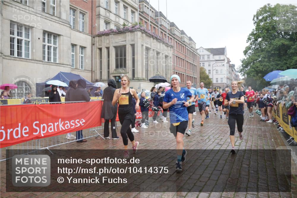 13.09.2026 - Kiel Lauf Yannick Fuchs http://msf.ph/oto/10414375 13.09.2026 10:46:12 Ziel 272, 498, 550, 665, 1013, 1030, 1374, 1582, 2448, 2776, 3422, 4397, 4516, 5017, 5348, 5421, 5510, 5515, 5564, 6436, 6980, 7044, 7241, 7772, 7840, 7939, 8310, 8561, 9207, 9361, 9715, 10050, 10615, 10699, 10809, 10975, 11642, 12077, 12306, 12481, 123, 499, 665, 1015, 1065, 1229, 1484, 1537, 1725, 1752, 2421, 2563, 3347, 3608, 3781, 3807, 3844, 4586, 5072, 5205, 5278, 5348, 5564, 6385, 7073, 7503, 7889, 8203, 8282, 8403, 8442, 8551, 8655, 8731, 8816, 8881, 9375, 6269 meine-sportfotos.de