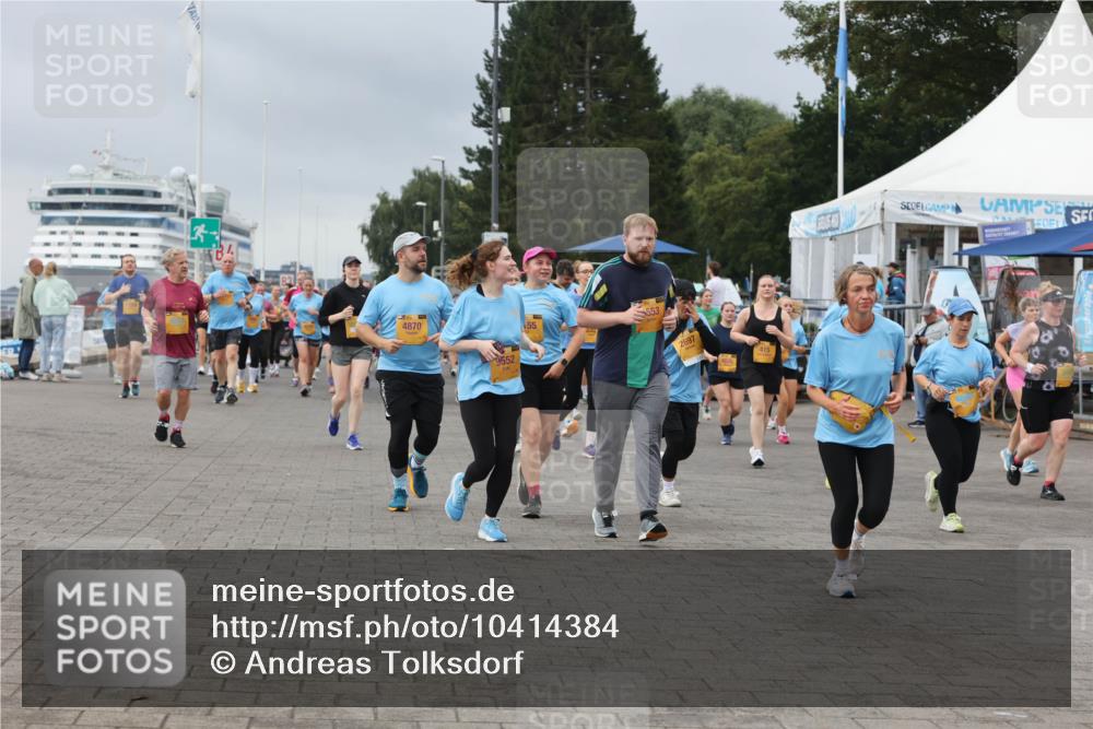 13.09.2026 - Kiel Lauf Andreas Tolksdorf http://msf.ph/oto/10414384 13.09.2026 10:05:21 Kiellinie 13, 4870, 9552, 155, 553, 2697, 415 meine-sportfotos.de