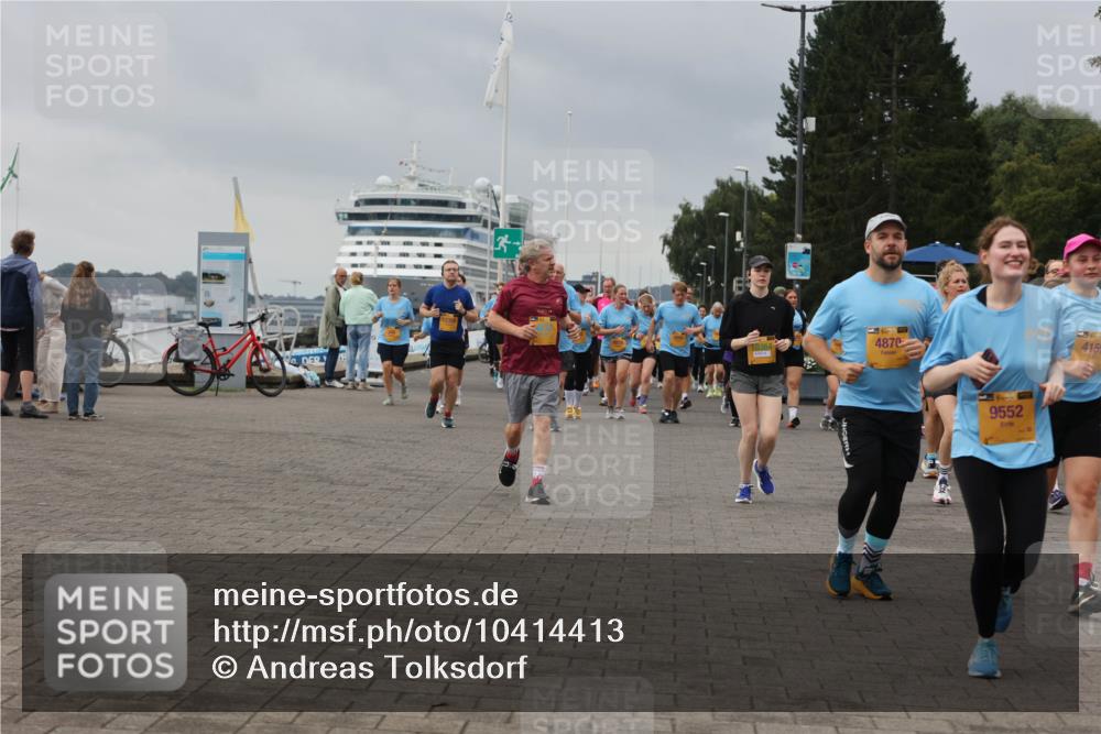 13.09.2026 - Kiel Lauf Andreas Tolksdorf http://msf.ph/oto/10414413 13.09.2026 10:05:23 Kiellinie 10364, 4870, 9552, 415 meine-sportfotos.de