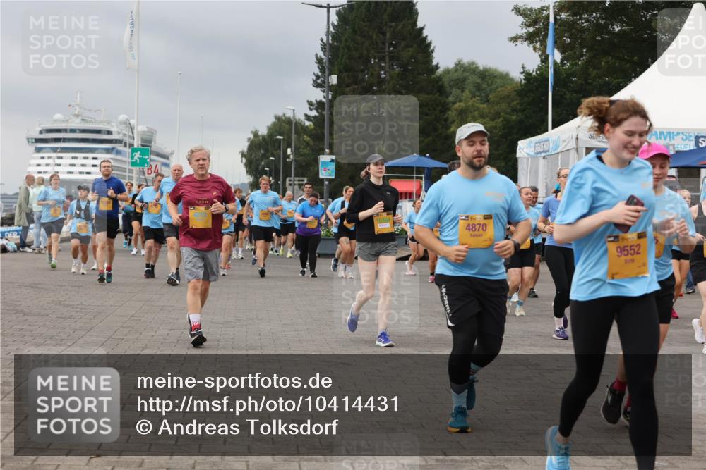 13.09.2026 - Kiel Lauf Andreas Tolksdorf http://msf.ph/oto/10414431 13.09.2026 10:05:24 Kiellinie 3, 4, 4870, 9552 meine-sportfotos.de