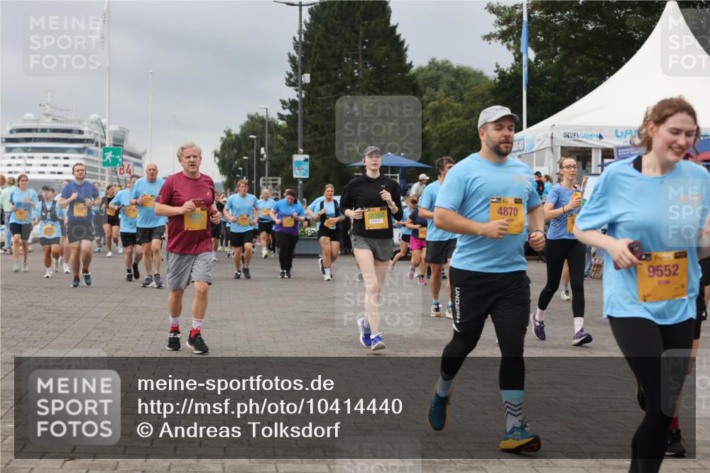 13.09.2026 - Kiel Lauf Andreas Tolksdorf http://msf.ph/oto/10414440 13.09.2026 10:05:24 Kiellinie 4, 10364, 1139, 4870, 9552 meine-sportfotos.de
